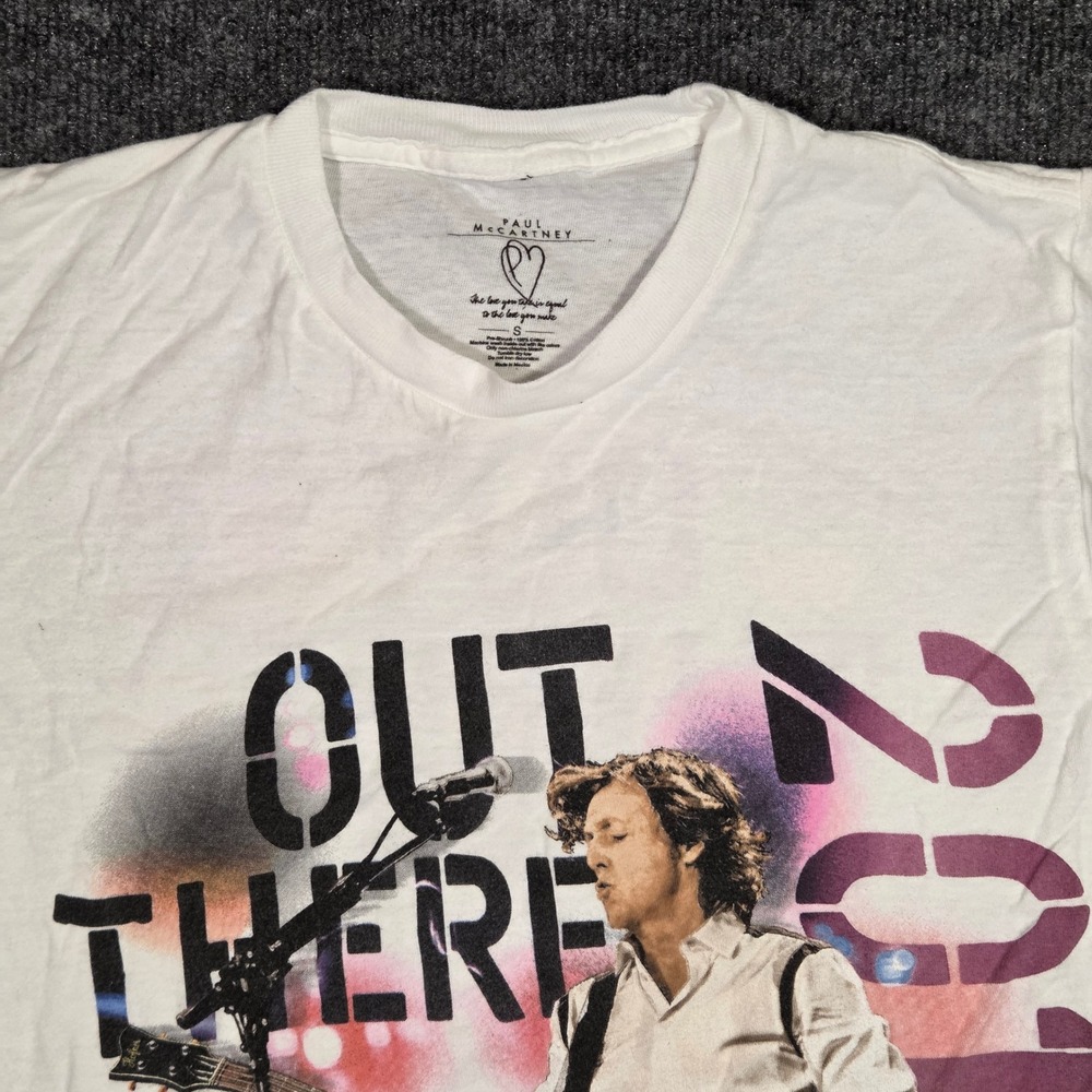 Paul McCartney Out There 2015 Tour Shirt Mens Small White Concert Graphic Tee